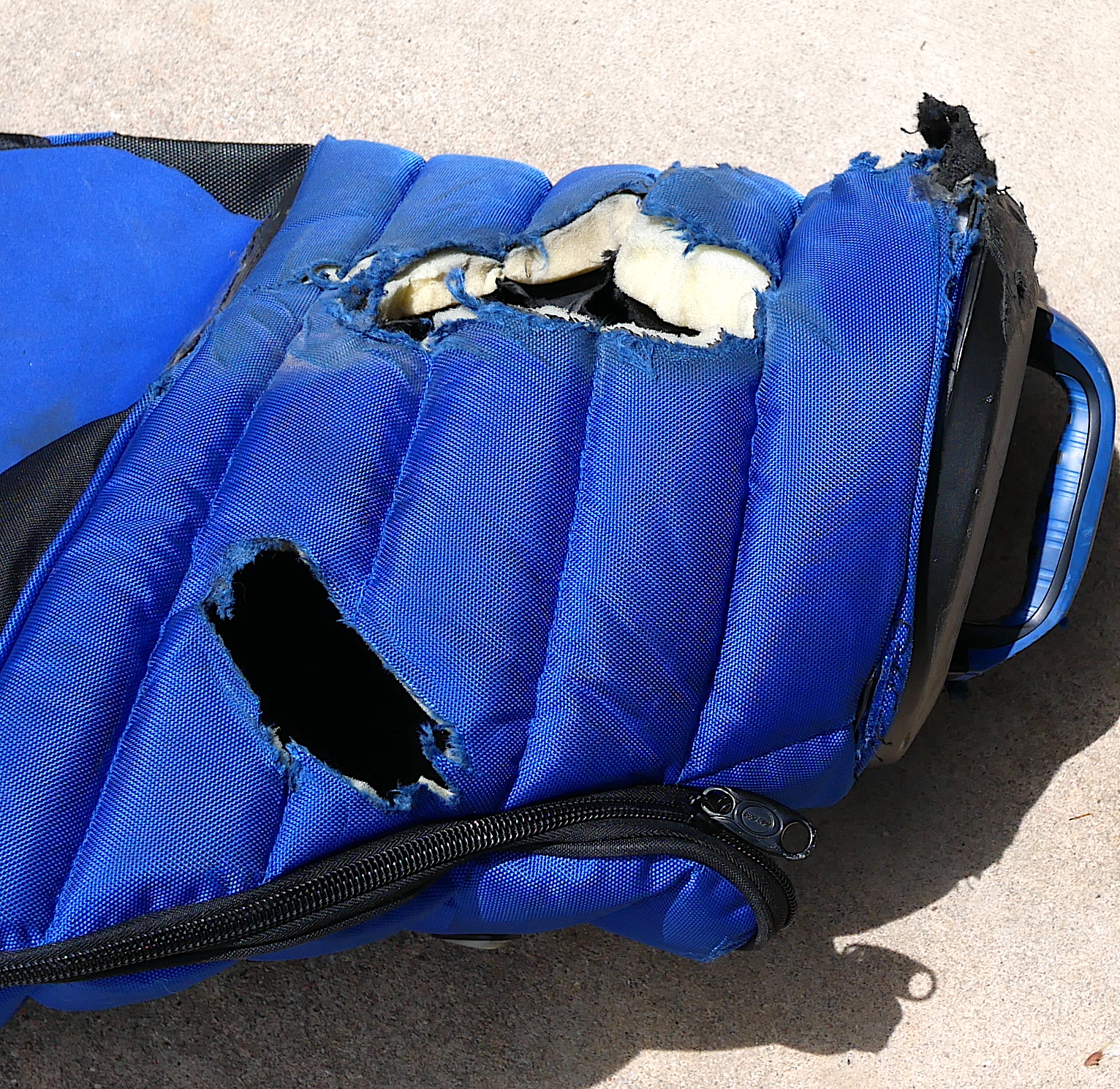 Passenger Rights: Damaged and Lost Luggage - CheckMyBus UK Blog